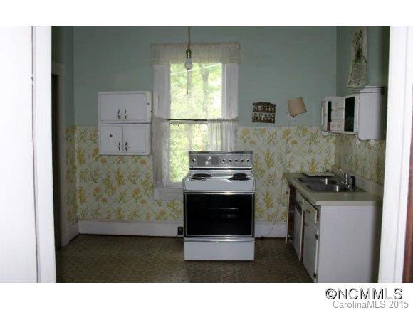 274 Carolina Avenue - Photo 6