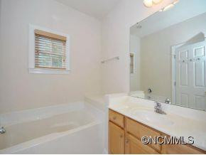 125 WHITE ASH DRIVE EAST - Photo 11