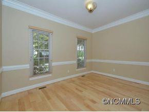 125 WHITE ASH DRIVE EAST - Photo 5