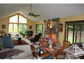21 Stoneybrook Way - Photo 8