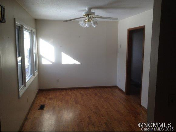 181 Rock Hill Road - Photo 3
