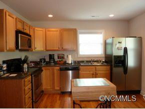23 Catawba St Unit D (2nd flr) - Photo 7