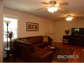 23 Catawba St Unit D (2nd flr) - Photo 8