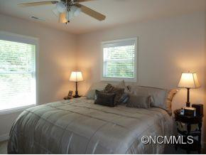 23 Catawba St Unit D (2nd flr) - Photo 10