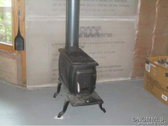 1314 Indian Camp Mountain Rd. - Photo 18