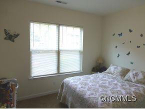 512 FAIRVIEW ROAD - Photo 9