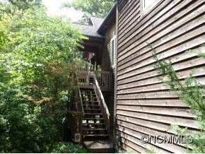 9 Unoga Ct - Photo 2