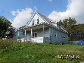 47 N. Main St - Photo 2