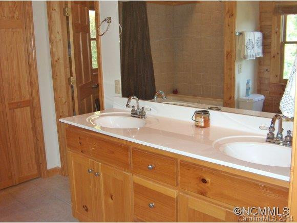 262 Lucky Cove Road - Photo 8