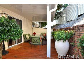 133 Exeter Court - Photo 15