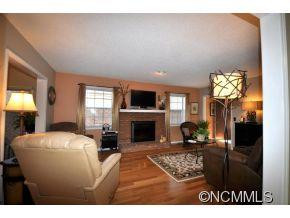 133 Exeter Court - Photo 4