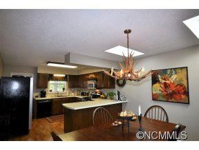 133 Exeter Court - Photo 6