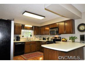 133 Exeter Court - Photo 8