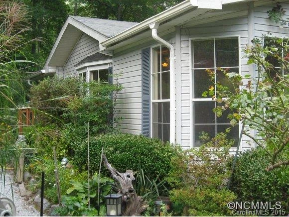 15 Laurel Brook Drive