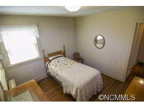 71 Lakewood Dr. - Photo 12