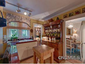 271 BROOK STREET - Photo 9