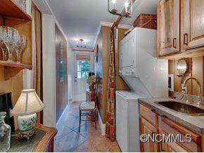 271 BROOK STREET - Photo 10