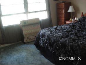 110 Longview - Photo 11