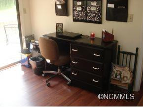 110 Longview - Photo 14