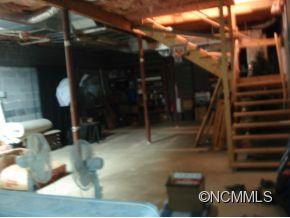 110 Longview - Photo 17