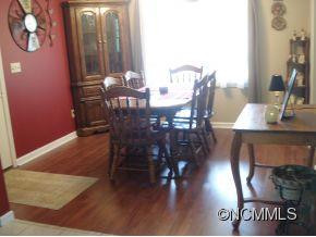 110 Longview - Photo 8