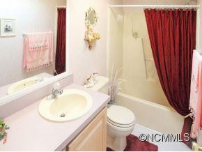 6 N. CHARLES LANE - Photo 13