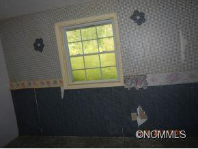 87 Weaver Drive - Photo 4