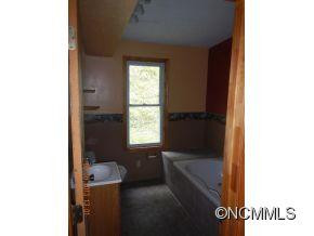 87 Weaver Drive - Photo 5