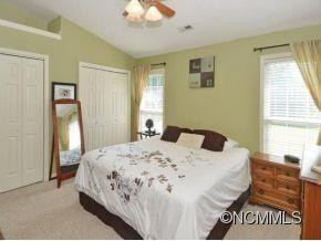 106 HAWKS NEST DR - Photo 10