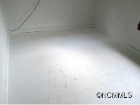  - Photo 4