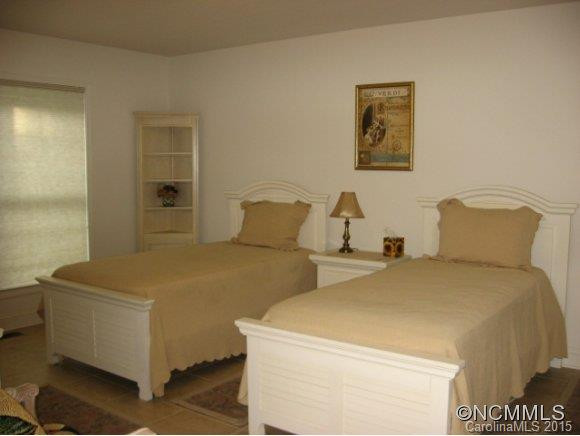 276 White Oak Circle - Photo 18