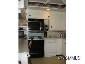 28 Two House Lane - Photo 11