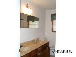 1437 Island Ford Rd - Photo 9