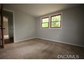 136 Swannanoa Avenue - Photo 10