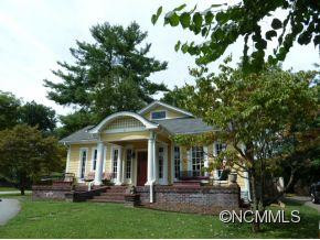 51 Lakeshore Drive