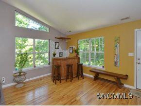 47 LAWTERDALE RD - Photo 11