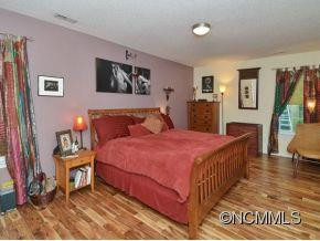 47 LAWTERDALE RD - Photo 7