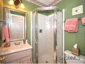 114 BROADMOOR - Photo 12