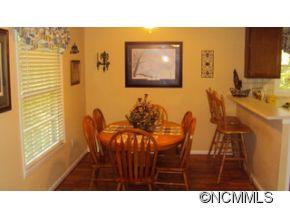 655 Overlook Drive - Photo 3