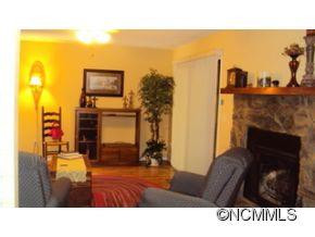655 Overlook Drive - Photo 4