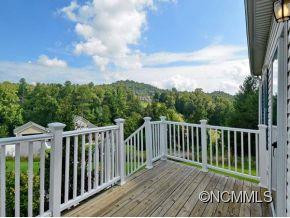 37 HIDDEN MEADOW DRIVE - Photo 2