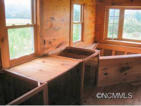 3017 Everett Road - Photo 4