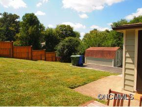 10 Weaver Street - Photo 15