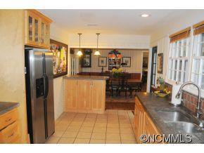 725 Maybank Drive - Photo 5