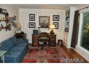 725 Maybank Drive - Photo 6