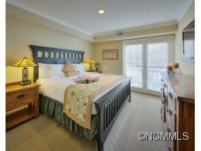 205 Bowling Park Road - Photo 8