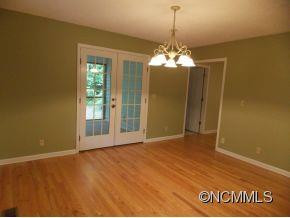 10 RAVENWOOD LANE - Photo 3