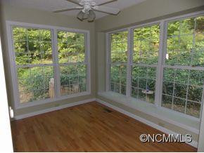 10 RAVENWOOD LANE - Photo 5