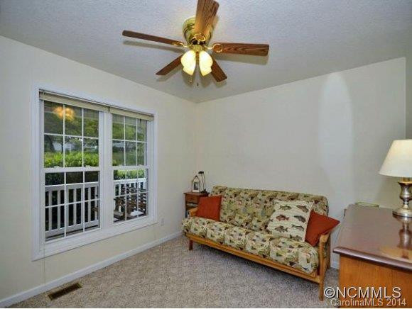 4 PIPER DRIVE - Photo 18