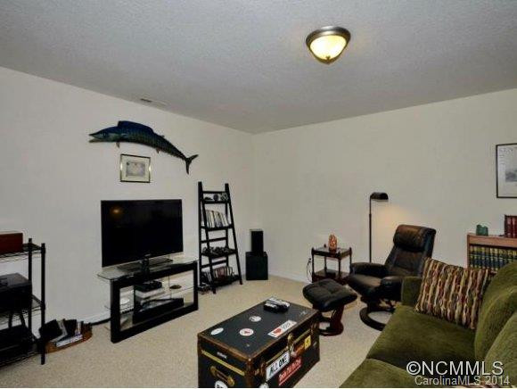 4 PIPER DRIVE - Photo 20